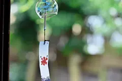 田舎でヤルことがなくて…隣に住む美爆乳妻と種付けSEXに溺れ孕ませた真夏の汗ダク不倫 水川かえでのサムネイル画像