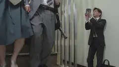 義兄に弱みを握られ寝取られたベロが異様に長い不倫妻 如月ゆののサムネイル画像