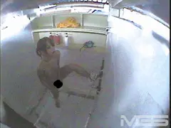 海の家シャワー盗撮の12番目のサンプル画像