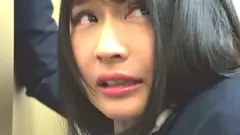 緊急停止エレベーターに 閉じ込められた二人 優梨まいなの8番目の作品シーン