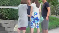 横浜みなとみらいで見つけた美魔女二人組 さくらさん38歳・千佳さん36歳。のサムネイル画像