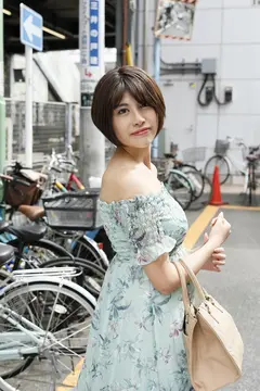 最高の愛人、濃密な中出し性交 File.4 高身長Gカップ美乳グラマラス 滝沢ななおの5番目のサンプル画像