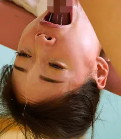 浣腸我慢イラマチオご主人様の喉凹イラマで噴射しちゃったらキモ男と中出しSEX しおかわ雲丹のサムネイル画像