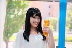 たま(21)マジックミラー号「童貞くんのオナニーのお手伝いしてくれませんか…」街中で声を掛けた心優しい彼女さんが童貞くんを赤面筆おろし！のサムネイル画像