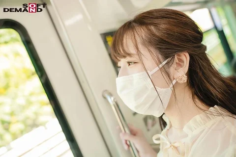 キスで濡れちゃう即濡れマンに即ズボ激ピスSEEEEEEX！笑顔が絶えないふわふわ女子が絶頂顔でイキまくり！ 小花のんのサムネイル画像