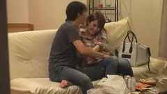 「そうゆう関係じゃ無いでしょ」とか言ってたクセに…さえないおじさんに油断して、連れ込まれ中出しされた人妻たち 厳選爆乳妻12人SP 4の20番目のサンプル画像