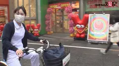 喉奥でドMに豹変する 低音ボイスのむっつり上京娘 東京 板橋区 ■■商店街 看護師1年目 イラマ大好き白石なずなさん(仮名・21歳)夜勤明けに東京観光×AVデビューで中出しまで人生初体験！のサムネイル画像