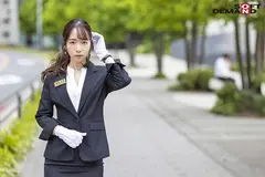 スーツを脱いだらメス丸出し。アクメまでがチョロい早漏デカ尻ヤリマン姉さん。 東京都新宿区■■百貨店・宝石販売員 出し尽くすまで潮を吹く遠山まきさん(仮名・28歳)仕事終わりに1週間密着AVデビュー 遠山まきのサムネイル画像