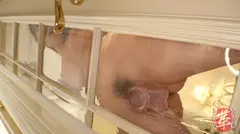 鬼怒川マ●コ氾濫パニック！？ゆいちゃんに革命を。スレンダーM女！耳しゃぶり首を締め高速ピストン連続アクメwww手バイブディルドでエンドレス潮吹き！！おマ●コぼっこれとるんけ？？の18番目のサンプル画像