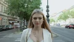 【Marc Dorcel】Working Girls～魅惑の淫乱秘書ルーシー～ ルーシー・ハート チェリー・キス ティファニー・テイタムのサムネイル画像