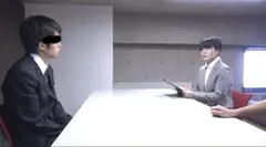 新人女性社員が面接官 004のサムネイル画像