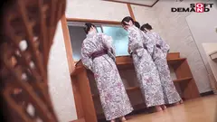 本物人妻レーベルからデビューした奥様たちが1本限りの同窓会 本物人妻3人が豪華共演！旦那に内緒の温泉旅行で酒池肉林の大乱交 高嶋桜 白河花清 望月瞳の4番目のサンプル画像