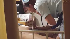 院内に夜な夜な響く喘ぎ声の実態は！？ 話題の美人看護師を極秘取材 笑顔の杭打ち騎乗位と涎たっぷりフェラで入院患者をヌキまくる隠れ痴女ナース 星乃莉子の6番目のサンプル画像