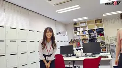 ジャンケン無双 脱いだら最弱！？ ハダカになるより恥ずかしい！脱ぎキャンBOX野球拳 営業部 中途2年目 松田捺羽のサムネイル画像