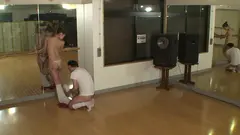 美人声優から健康ランドのアカスリ嬢まで！働く女10人の職業別SEXファイル(12)のサムネイル画像