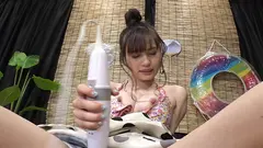 女子アナ海の家へようこそ！エッチなサービス満点で感じまくりのイキまくり！マ●コも濡れてヒ～クヒクッ！ 完全版 逢見リカ 花音うららの17番目のサンプル画像