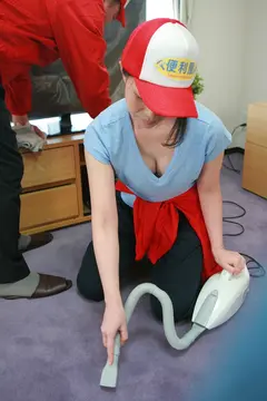 便利屋の美熟女スタッフはどこまでスケベな事をしてくれるのか？豪華版のサムネイル画像