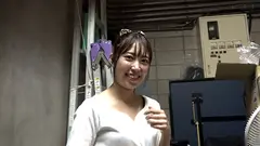 街頭シ●ウト娘ナンパ「アナタのおっぱい見せて下さい！できればオマ●コも！」Season2(3)のサムネイル画像