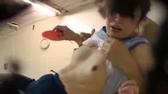 隠撮生中継！スーパー銭湯のアカスリおばさんに勃起したチ○ポを…の7番目のサンプル画像