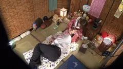 潜入！！人妻専門耳かき店 28のサムネイル画像