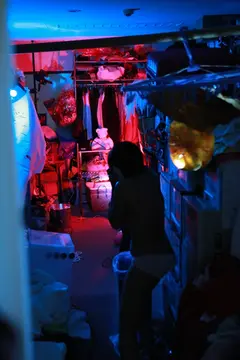 真夜中の脱衣肝だめし完全版 ～悲鳴をあげたらエッチなお仕置き 玉城マイ 新村あかり 有坂つばさのサムネイル画像