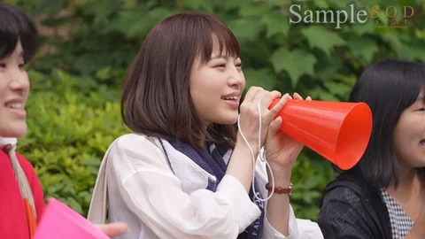 保育園に●供を送ってから迎えまでの8時間 長男のサッカースポ少のコーチと、不倫セックスしまくっている絶倫ママチャリ妻。 天宮花南のサムネイル画像