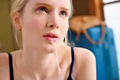 ホームステイ先の息子に逃げることも出来ず汚されたスレンダー巨乳北欧美人妻 リリー・ハートの8番目のサンプル画像