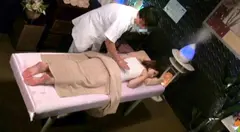 西麻布高級人妻性感オイルマッサージ 8のサムネイル画像