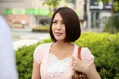 【実録】盗撮ハラスメント24時！どうしてこうなってしまったのか！？ 愛想の良いお人好し奥さんがタイ人とセックスしてしまうまでの一部始終！ 素人美人妻15人4時間の9番目のサンプル画像