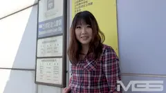 笑顔と関西弁がかわいいポッチャリ素人妻が、日常にはない刺激とお金を求めAV初出演。のサムネイル画像