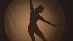 はだかのバレエ講師 樋口かのこのサムネイル画像