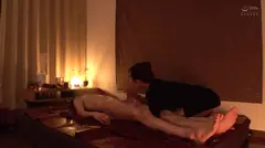 予約半年待ちリピ率100% 某メンズエステ店 密室×密着 イキ過ぎた禁断サービス オイルだくだくヌルテカ編の17番目のサンプル画像