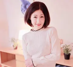 見たくないですか？商店街で見かける地味なおばさんがどんなふうに乱れるのか？7大人しそうな外見からは、想像も出来ない激しさで久しぶりの快楽に溺れてイキまくる熟女たち！！18名の14番目のサンプル画像