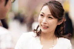 いい女の歪んだ顔は最高にエロい！逝き熟女 2 18人 300分の13番目のサンプル画像