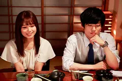 誰もいないオフィスで 宮沢ちはるの6番目の作品シーン