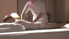 罠にハメられ、性感マッサージを受けさせられ、他人男のチ●ポを咥えさせられ、生中出しに至った熟女人妻たち 240分の6番目のサンプル画像