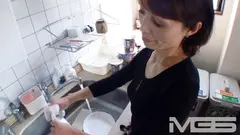 山形から上京した嫁の母が…五十路義母 隅田涼子の16番目のサンプル画像