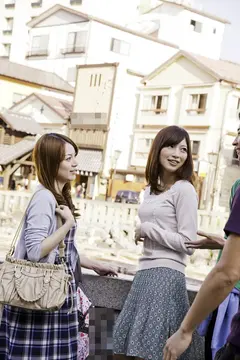 女子旅中の人妻をハメ倒せ！！旦那抜きで開放的になっている若奥様が狙い目！温泉地を旅行中の奥さんと旅先セックス 18名の8番目のサンプル画像