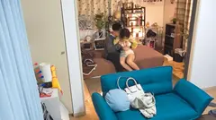 百戦錬磨のナンパ師のヤリ部屋で、連れ込みSEX隠し撮り 235 推定Iカップのとんでもない爆乳女子を部屋に連れ込みSEX盗撮！大きなお尻を掴んでパンパンするとバルンバルンと揺れまくる凄乳に脱帽！のサムネイル画像