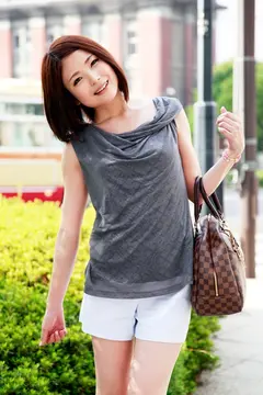 ショートカット女子！！なぜだか惹かれちゃう可愛い系おんなのコ 小顔が魅力！！ 15人4時間の4番目のサンプル画像