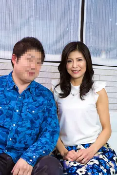 みなさん！こんなお母さんは母親失格ですか！？お母さんもまだまだ現役興奮もするしヤリたい！！11人の母親 240分の6番目のサンプル画像