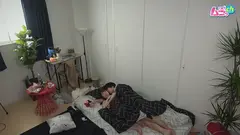 カップル盗撮 寝坊したら授業をサボってセックスが当たり前の、堕落した大学生の日常性活のサムネイル画像