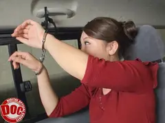 街行くアカンそうな素人をナンパ！「そんなアカン娘を逮捕！」手錠かけてHな事しちゃいました PART8のサムネイル画像