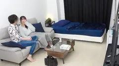 百戦錬磨のナンパ師のヤリ部屋で、連れ込みSEX隠し撮り 355 酒とSEXが生きがいの欲望全開女子を持ち帰り！甘えた声で「えっちしよう」って誘われたらそりゃやるしかないっしょ！オナニーまでしちゃう性欲モンスターに堪らず暴発寸前！のサムネイル画像