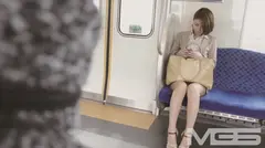 毎朝、通勤電車で見かけるキレイなお姉さんについて行ったら、見知らぬ男のザーメンを飲み干してしまうほどイヤラしいので僕も思い切って声をかけてみた。の7番目のサンプル画像