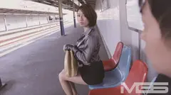 毎朝、通勤電車で見かけるキレイなお姉さんについて行ったら、見知らぬ男のザーメンを飲み干してしまうほどイヤラしいので僕も思い切って声をかけてみた。の11番目のサンプル画像