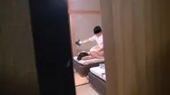 NTR人妻四人旅 夫ではない男に股を開いた人妻たちのその後―。 SIDE Aの6番目のサンプル画像