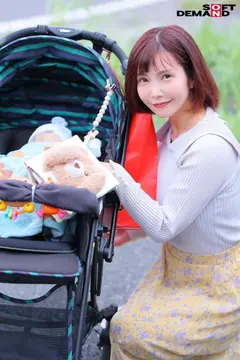 マジックミラー号 優しい子持ちのママにこっそりデカチンを見せつけて 素股で擦りつけて育児でレス気味の欲求不満オ○ンコに旦那の目の前でヌルっと生挿入 産後の柔らかい膣穴が気持ち良すぎて中出し不倫SEX 「母乳が出ちゃうママさんまで…！？」の16番目のサンプル画像