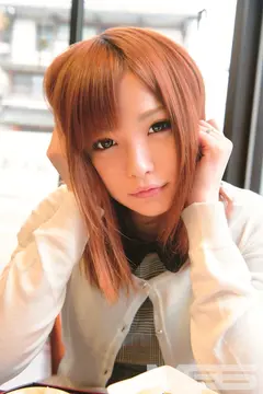 乳首が敏感過ぎてイクほど感度の高い美人妻と…おじさんぽ 04 AVよりエロいエッチ見たくない？ すれ違ったら思わず振り向くくらい可愛い人妻と下町探索お散歩デート。おじさんに足を絡めて中出しさせる奥さんの敏感反応がヤバい！ 葉月可恋の14番目のサンプル画像