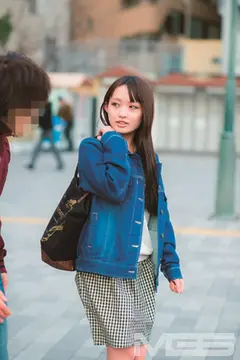 山手沿線駅前中出し人妻ナンパ目白・池袋で見つけたハニカミ美人巨乳妻を口説きおとす！！の6番目のサンプル画像